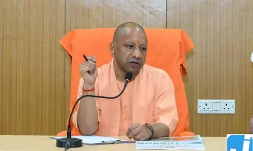सड़क पर नमाज को लेकर योगी आदित्यनाथ बोले-प्यार से मानेंगे तो ठीक नहीं दूसरा तरीका अपनाएंगे