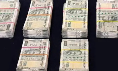 नकली करेंसी से जुड़े मॉड्यूल का भंडाफोड़, चार आरोपी गिरफ्तार नकली करेंसी से जुड़े मॉड्यूल का भंडाफोड़, चार आरोपी गिरफ्तार