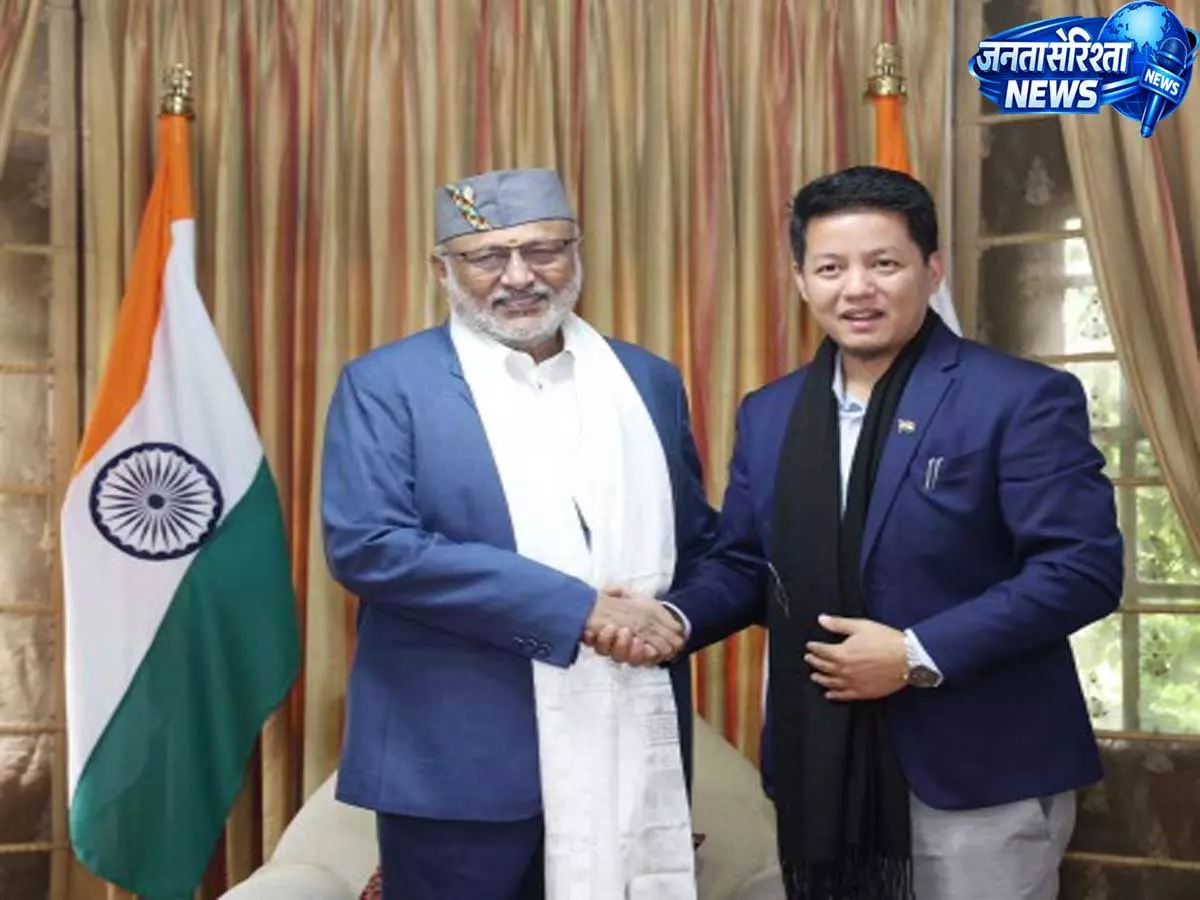 Sikkim: उपराष्ट्रपति से मुलाकात में इंद्र हंग सुब्बा ने उठाए राज्य के महत्वपूर्ण मुद्दे Sikkim: उपराष्ट्रपति से मुलाकात में इंद्र हंग सुब्बा ने उठाए राज्य के महत्वपूर्ण मुद्दे