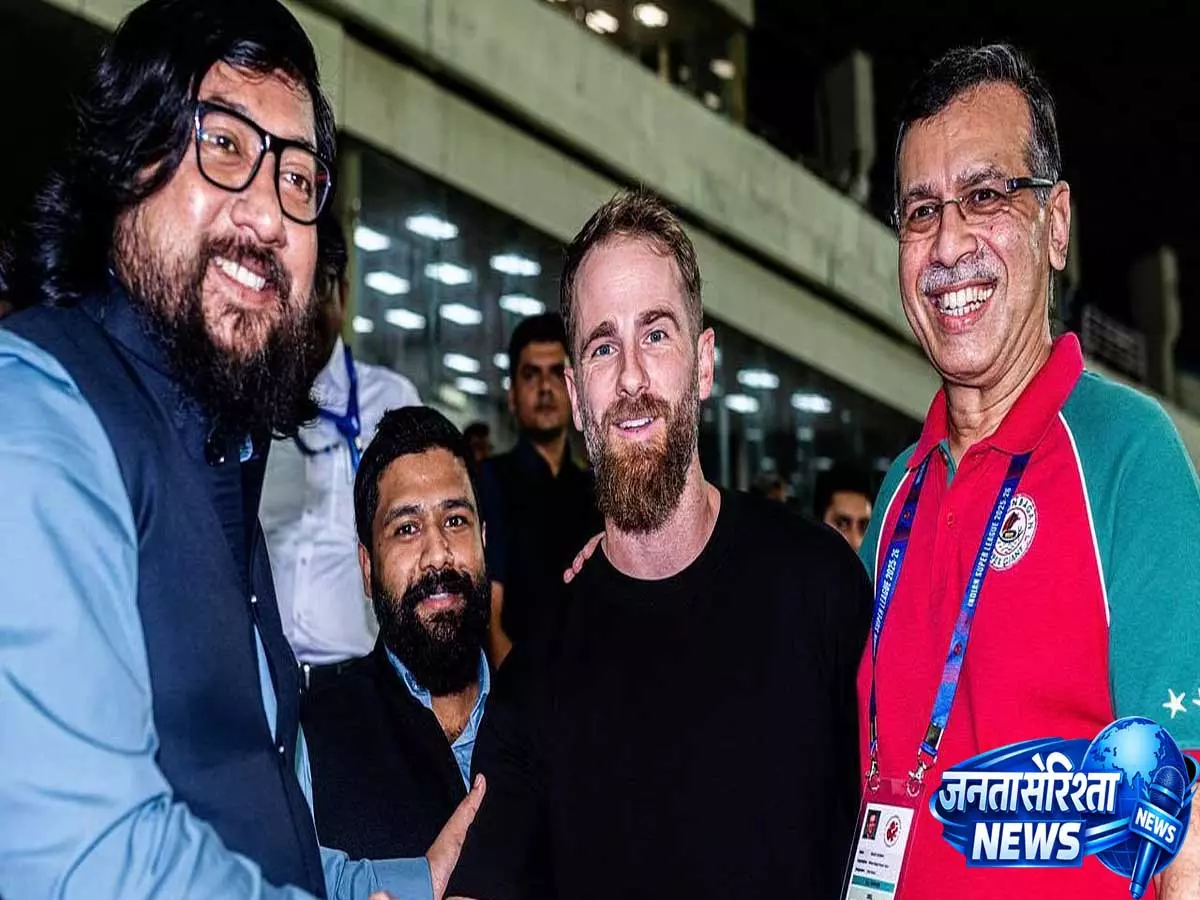 केन विलियमसन ने संजीव गोयनका के साथ कोलकाता डर्बी का आनंद लिया केन विलियमसन ने संजीव गोयनका के साथ कोलकाता डर्बी का आनंद लिया