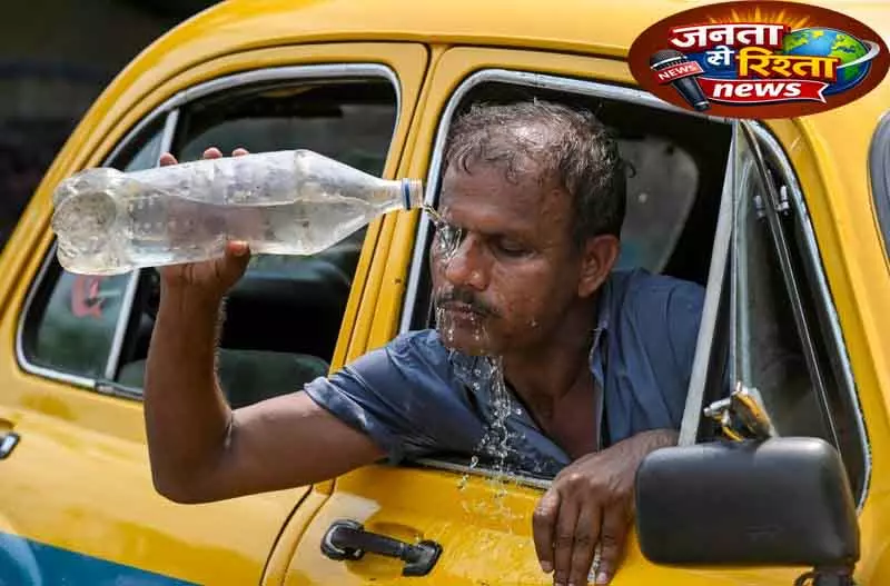 उत्तर भारत में हीटवेव अलर्ट, Delhi में 44°C तक तापमान उत्तर भारत में हीटवेव अलर्ट, Delhi में 44°C तक तापमान