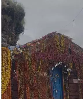 रुद्रनाथ धाम में होती है महादेव के मुख की पूजा, सीएम पुष्कर सिंह धामी ने बयां की महिमा रुद्रनाथ धाम में होती है महादेव के मुख की पूजा, सीएम पुष्कर सिंह धामी ने बयां की महिमा