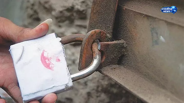 MP : शहर में फूड सेफ्टी विभाग की बड़ी कार्रवाई, दो मैंगो शेक यूनिट बंद MP : शहर में फूड सेफ्टी विभाग की बड़ी कार्रवाई, दो मैंगो शेक यूनिट बंद