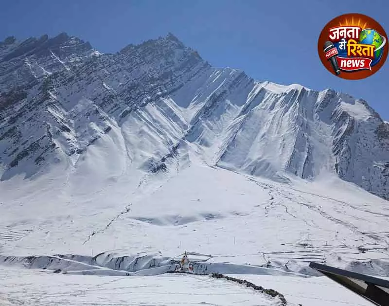 Himachal: बहिष्कार और वापसी ने लोकतंत्र पर उठाए सवाल Himachal: बहिष्कार और वापसी ने लोकतंत्र पर उठाए सवाल