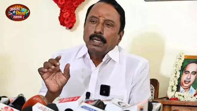 सेंगोट्टैयन ने EPS की आलोचना की, कहा AIADMK ‘पर्सनल पॉलिटिक्स’ से कमजोर हुई सेंगोट्टैयन ने EPS की आलोचना की, कहा AIADMK ‘पर्सनल पॉलिटिक्स’ से कमजोर हुई