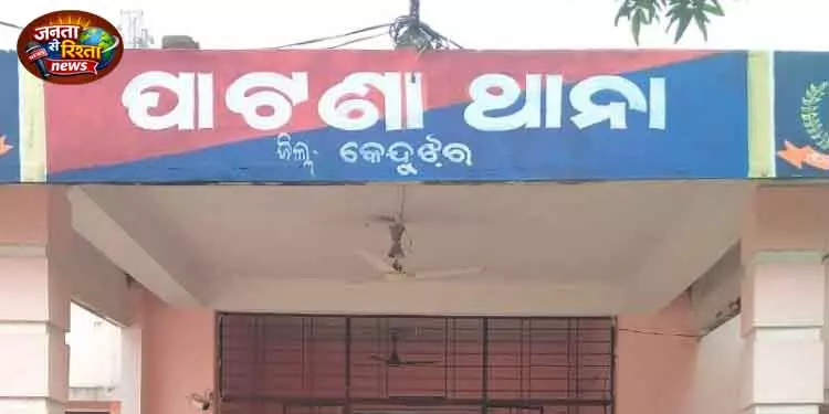 Patana 13 साल की लड़की फांसी पर लटकी मिली Patana 13 साल की लड़की फांसी पर लटकी मिली