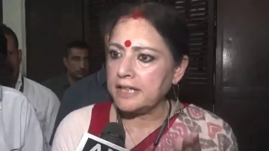 Bengal : धार्मिक नेताओं को मिलने वाली सहायता योजनाएं जून से बंद होंगी Bengal : धार्मिक नेताओं को मिलने वाली सहायता योजनाएं जून से बंद होंगी