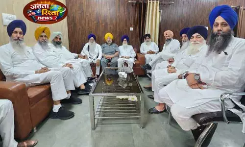 Haryana गुरुद्वारा पैनल का काम अधर में Haryana गुरुद्वारा पैनल का काम अधर में