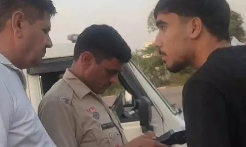 Hisar में बिना नंबर प्लेट वाली बाइक पर हाई ड्रामा