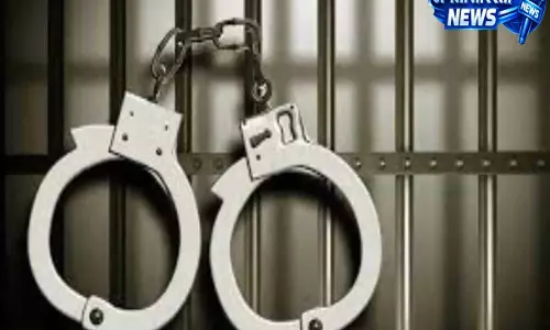 Ibrahimpatnam: इंजीनियरिंग छात्र को क्लासमेट के साथ यौन उत्पीड़न के आरोप में गिरफ्तार Ibrahimpatnam: इंजीनियरिंग छात्र को क्लासमेट के साथ यौन उत्पीड़न के आरोप में गिरफ्तार