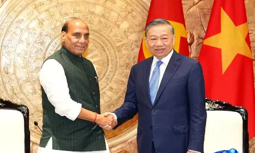 Defence Minister सिंह ने हाई-लेवल रक्षा वार्ता की, दौरे के दौरान वियतनाम के राष्ट्रपति से मुलाकात की