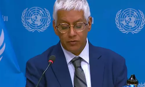UN ने ईरान के नए समुद्री अधिकार के बीच होर्मुज जलडमरूमध्य तक पहुंच पर कोई रोक नहीं लगाने की अपील की UN ने ईरान के नए समुद्री अधिकार के बीच होर्मुज जलडमरूमध्य तक पहुंच पर कोई रोक नहीं लगाने की अपील की