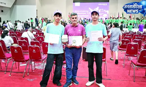 सीबीएसई स्कूल के छात्रों ने जकार्ता में चमकाया देश का नाम सीबीएसई स्कूल के छात्रों ने जकार्ता में चमकाया देश का नाम