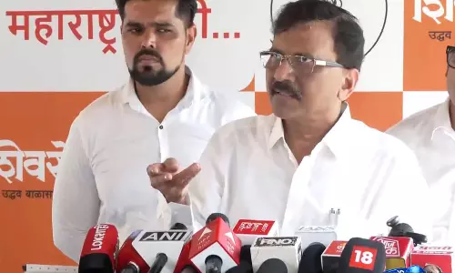 Sanjay Raut का केंद्र पर तंज, ईंधन कीमतों को लेकर दिया बयान