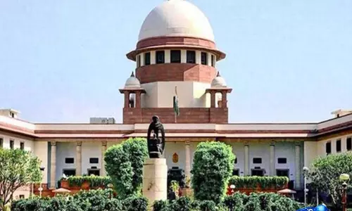 SC ने स्पाइसजेट डिपॉजिट विवाद में दखल देने से किया इनकार, एयरलाइन से राहत के लिए दिल्ली HC जाने को कहा SC ने स्पाइसजेट डिपॉजिट विवाद में दखल देने से किया इनकार, एयरलाइन से राहत के लिए दिल्ली HC जाने को कहा