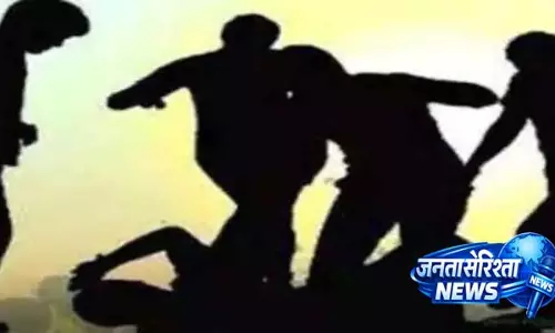 ओडिशा के Kendrapara में ससुर के घर में आदमी को बांधकर पीटा गया ओडिशा के Kendrapara में ससुर के घर में आदमी को बांधकर पीटा गया