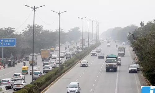 दिल्ली-एनसीआर में बढ़ा प्रदूषण, एक्यूआई 208 पहुंचने पर ग्रैप-1 लागू दिल्ली-एनसीआर में बढ़ा प्रदूषण, एक्यूआई 208 पहुंचने पर ग्रैप-1 लागू
