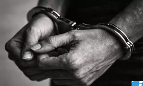कांस्टेबल के घर में नोटों का बंडल, वीडियो वायरल के बाद चार गिरफ्तार कांस्टेबल के घर में नोटों का बंडल, वीडियो वायरल के बाद चार गिरफ्तार