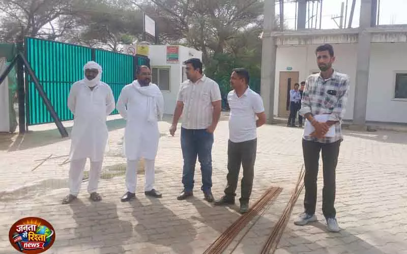 Sirsa प्रदूषण की शिकायत पर सरकारी टीम का दौरा Sirsa प्रदूषण की शिकायत पर सरकारी टीम का दौरा