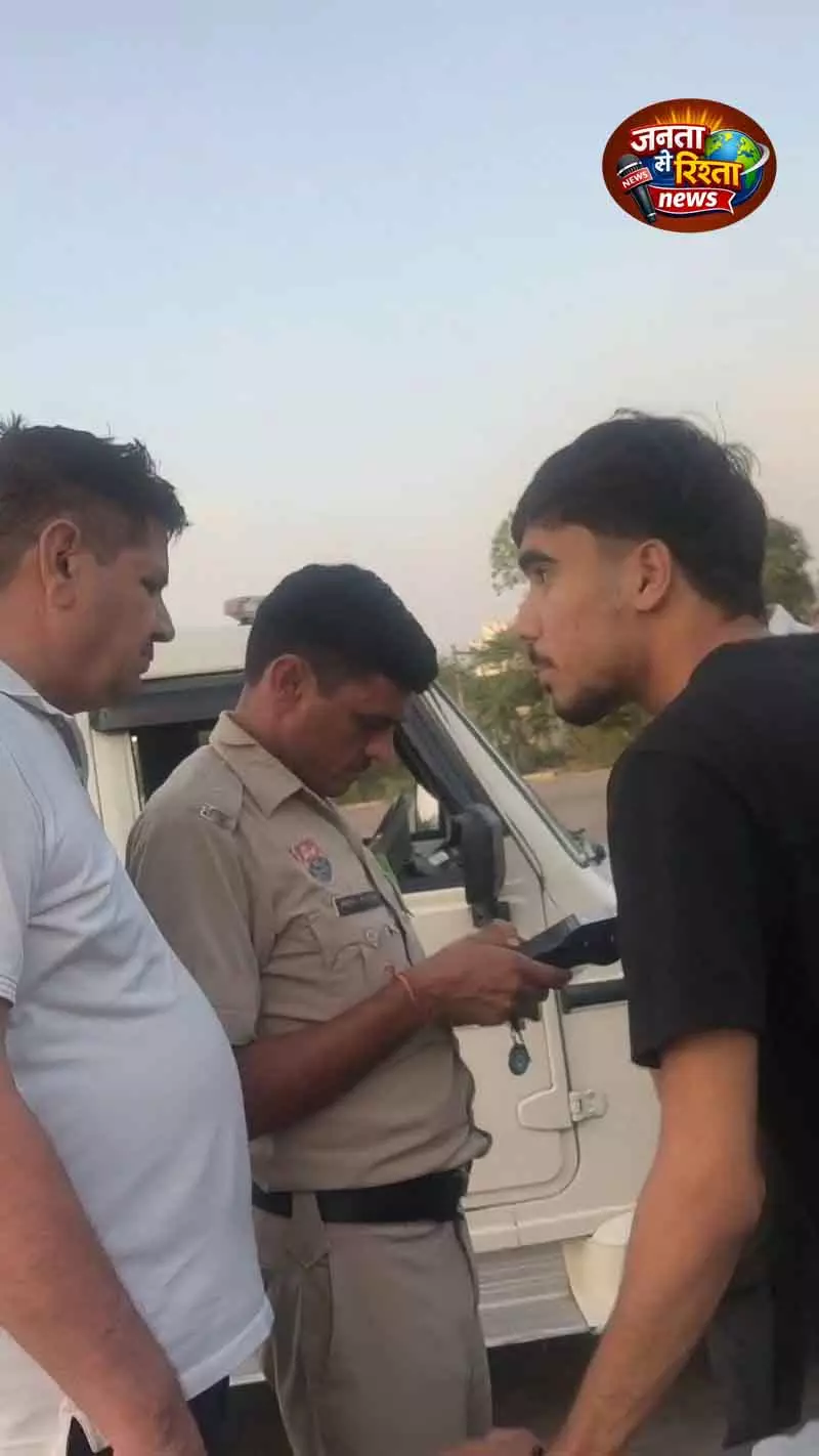 Hisar में बिना नंबर प्लेट वाली बाइक पर हाई ड्रामा Hisar में बिना नंबर प्लेट वाली बाइक पर हाई ड्रामा