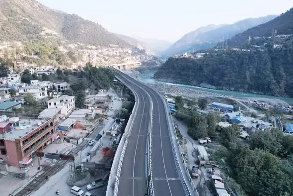 Jammu: पिछले दस वर्षों में कठुआ-उधमपुर में विकास को मिली नई गति Jammu: पिछले दस वर्षों में कठुआ-उधमपुर में विकास को मिली नई गति