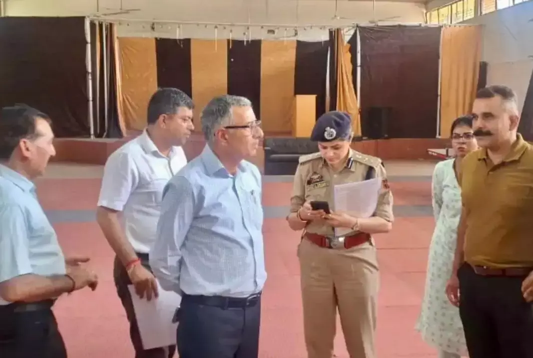 Kathua: अमरनाथ यात्रा 2026 की तैयारियां तेज, डीसी कठुआ ने लिया जायजा Kathua: अमरनाथ यात्रा 2026 की तैयारियां तेज, डीसी कठुआ ने लिया जायजा