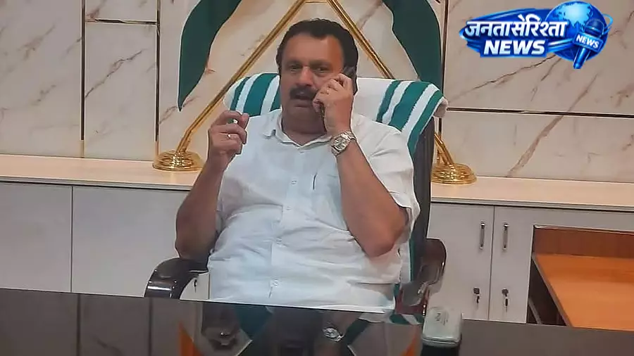 UDF में विभागों को लेकर मतभेद, नई कैबिनेट के मंत्रालय आवंटन में देरी UDF में विभागों को लेकर मतभेद, नई कैबिनेट के मंत्रालय आवंटन में देरी