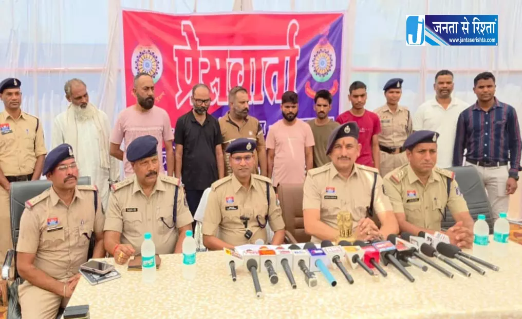 7 साइबर अपराधी अरेस्ट, कोंडागांव पुलिस ने पड़ोसी राज्यों में दबिश देकर पकड़ा 7 साइबर अपराधी अरेस्ट, कोंडागांव पुलिस ने पड़ोसी राज्यों में दबिश देकर पकड़ा