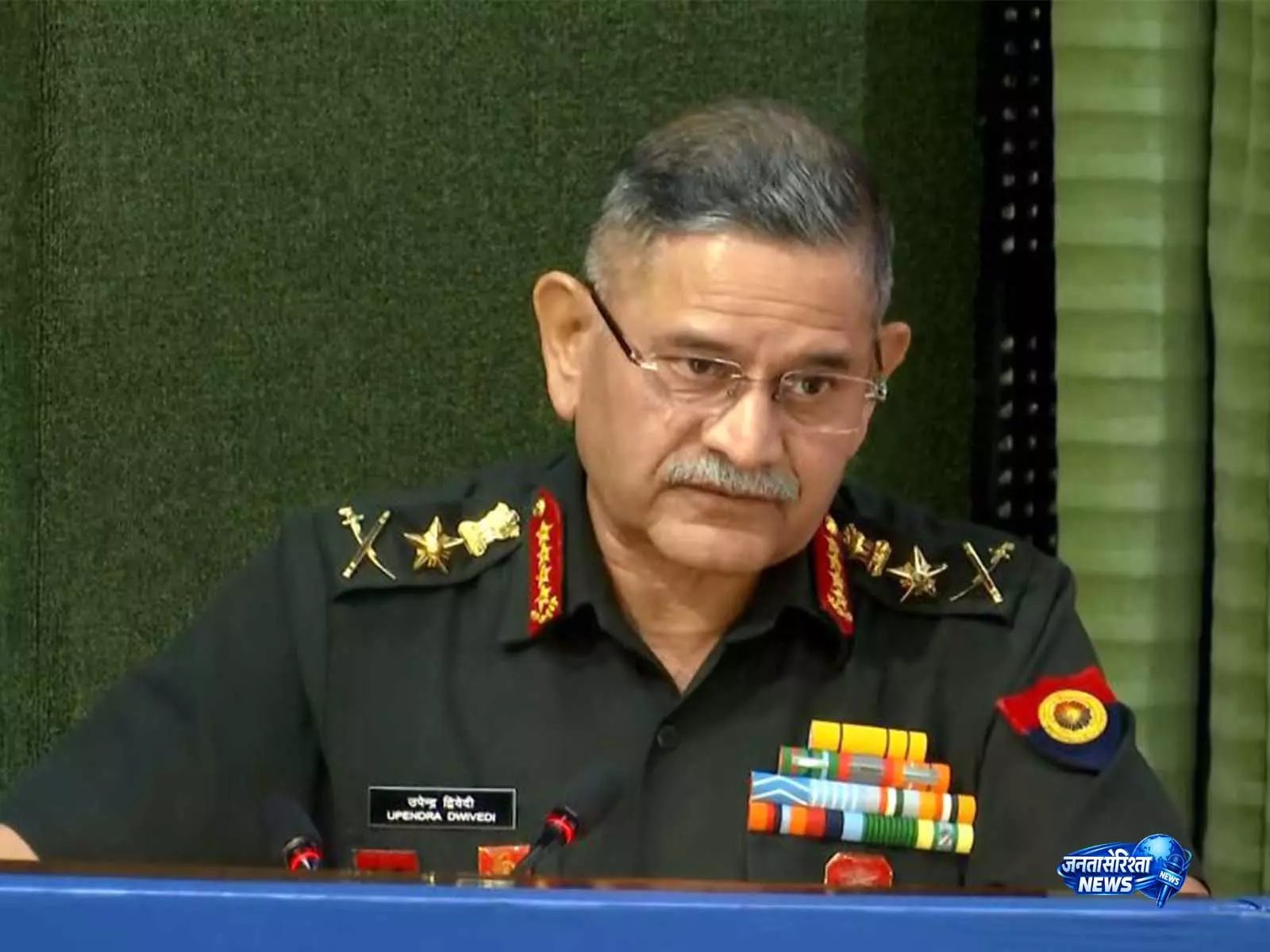 जो ताकतें देशों को एक साथ जोड़ने का वादा करती थीं, वे दबाव बनाने का ज़रिया बन गईं...: Indian Army Chief जो ताकतें देशों को एक साथ जोड़ने का वादा करती थीं, वे दबाव बनाने का ज़रिया बन गईं...: Indian Army Chief