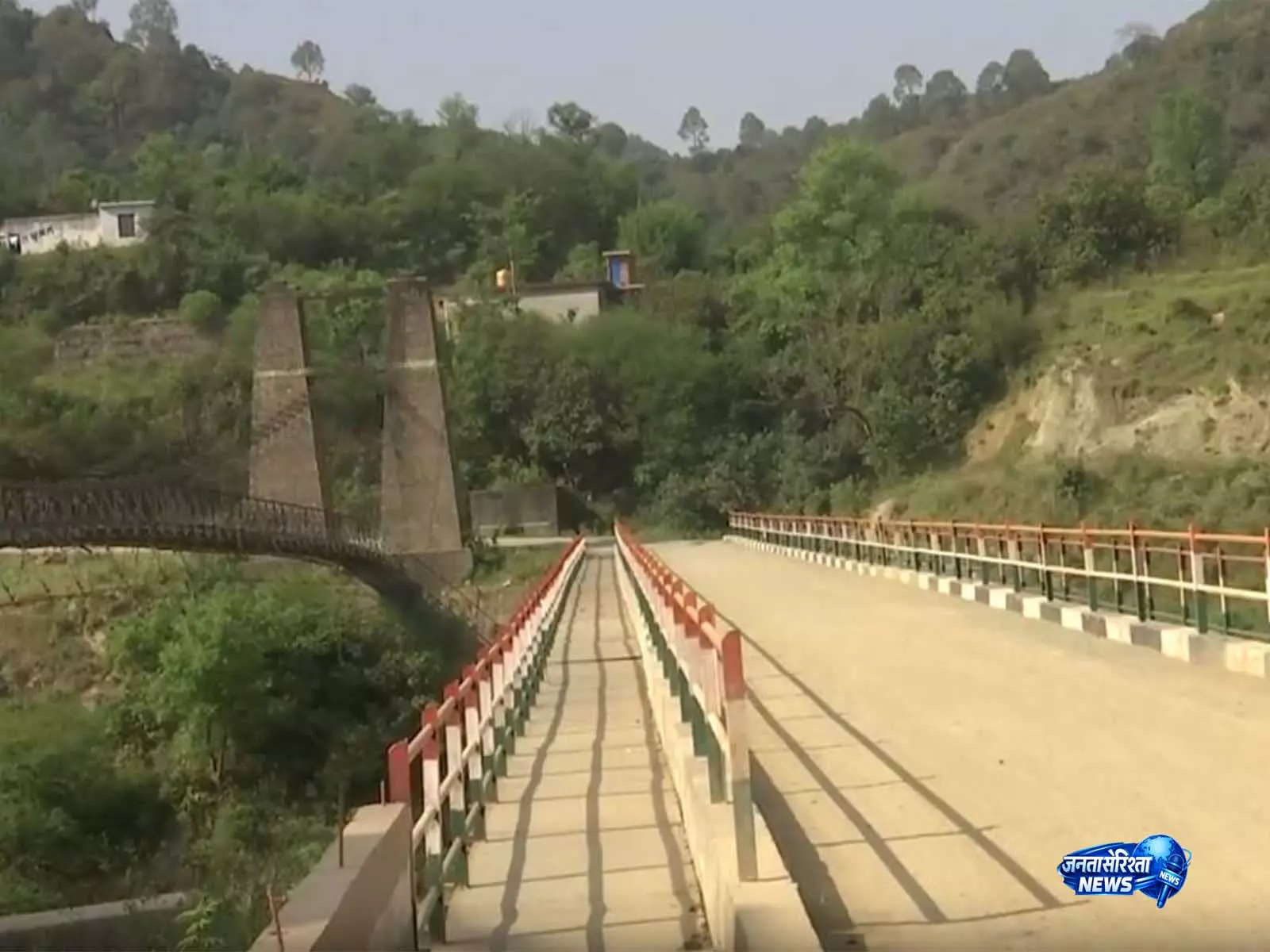 J-K: राजौरी जिले के सेरी और लम्बेरी ब्लॉक के बीच बॉर्डर एरिया के गांवों को पुल से बड़ी राहत मिली J-K: राजौरी जिले के सेरी और लम्बेरी ब्लॉक के बीच बॉर्डर एरिया के गांवों को पुल से बड़ी राहत मिली