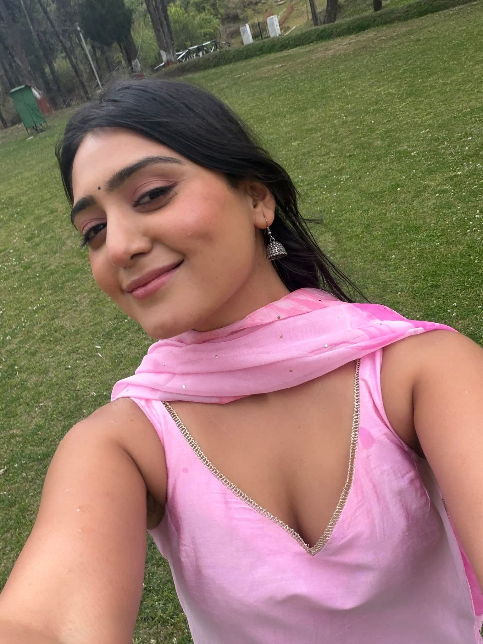 अंजलि तातारी का कातिलाना अंदाज