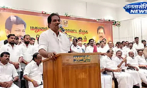 DMK को सोशल मीडिया पर सतर्क रहने की जरूरत: पूर्व मंत्री पी. मूर्ति का बयान DMK को सोशल मीडिया पर सतर्क रहने की जरूरत: पूर्व मंत्री पी. मूर्ति का बयान