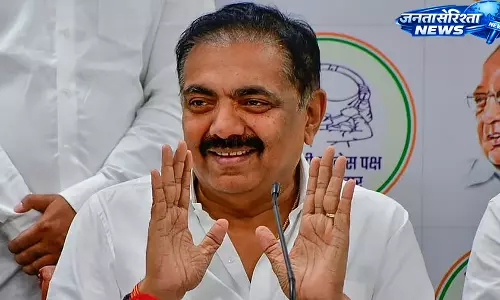 Jayant Patil का सरकार पर तंज, ईंधन संकट को लेकर उठाए सवाल Jayant Patil का सरकार पर तंज, ईंधन संकट को लेकर उठाए सवाल