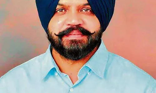 Chandigarh मनप्रीत अयाली ने अकाली दल के पदों से इस्तीफा दे कर सरप्राइज दिया