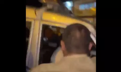 डायल 112 गाड़ी ने बाइक को रौंदा, युवक की हालत नाजुक