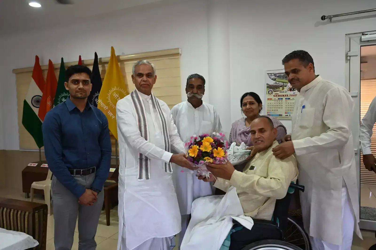 Hisar: लेफ्टिनेंट अभिमन्यु बैनीवाल ने राज्यपाल आचार्य देवव्रत से की मुलाकात Hisar: लेफ्टिनेंट अभिमन्यु बैनीवाल ने राज्यपाल आचार्य देवव्रत से की मुलाकात
