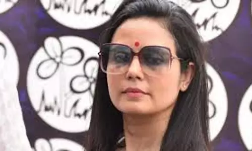 Nadia: महुआ मोइत्रा पर सांप्रदायिक सौहार्द बिगाड़ने का आरोप Nadia: महुआ मोइत्रा पर सांप्रदायिक सौहार्द बिगाड़ने का आरोप