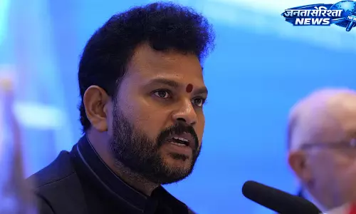 Rammohan Naidu ने पश्चिम एशिया संकट पर दी चेतावनी, सतर्क रहने और तैयारियों पर जोर Rammohan Naidu ने पश्चिम एशिया संकट पर दी चेतावनी, सतर्क रहने और तैयारियों पर जोर