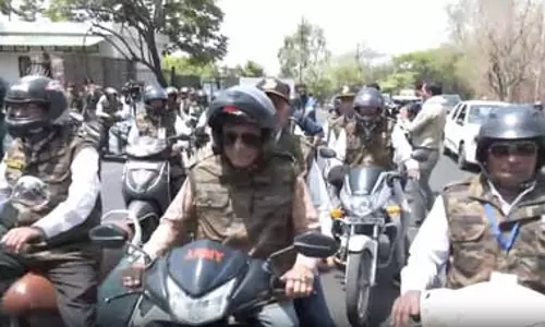 भोपाल: ट्विशा शर्मा के लिए न्याय की मांग, पूर्व सैनिकों ने निकाली बाइक रैली