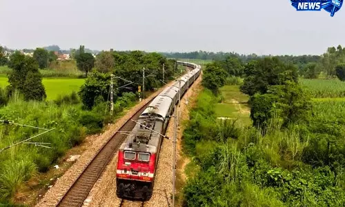 वाराणसी के लिए दौड़ेगी एसी स्पेशल ट्रेन, सुबह छह बजे होगी रवाना वाराणसी के लिए दौड़ेगी एसी स्पेशल ट्रेन, सुबह छह बजे होगी रवाना