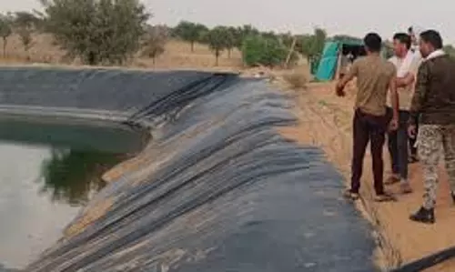 Bikaner: पानी की डिग्गी में गिरने से दो लोगों की जान गई Bikaner: पानी की डिग्गी में गिरने से दो लोगों की जान गई