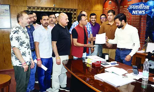 ऑनलाइन दवा बिक्री से खफा, कुल्लू सहित देशभर में होगा विरोध ऑनलाइन दवा बिक्री से खफा, कुल्लू सहित देशभर में होगा विरोध