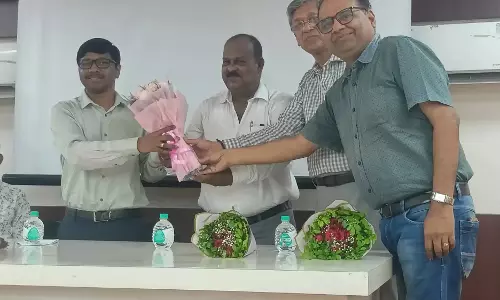 Asansol: आयकर विभाग ने आसनसोल में ‘प्रारंभ 2026’ कार्यक्रम आयोजित किया Asansol: आयकर विभाग ने आसनसोल में ‘प्रारंभ 2026’ कार्यक्रम आयोजित किया