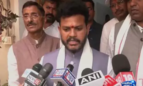 एयर इंडिया AI-171 दुर्घटना की जांच अंतिम चरण में, रिपोर्ट जल्द आने की उम्मीद: नागरिक उड्डयन मंत्री एयर इंडिया AI-171 दुर्घटना की जांच अंतिम चरण में, रिपोर्ट जल्द आने की उम्मीद: नागरिक उड्डयन मंत्री