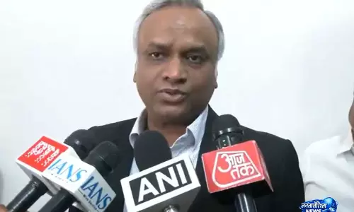 ईंधन की कीमतों में बढ़ोतरी और महंगाई के बीच प्रियंका खड़गे ने PM के विदेश दौरों पर सवाल उठाए ईंधन की कीमतों में बढ़ोतरी और महंगाई के बीच प्रियंका खड़गे ने PM के विदेश दौरों पर सवाल उठाए