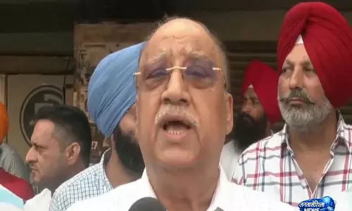 Punjab के केमिस्टों ने ऑनलाइन फार्मेसियों और नकली दवाओं के विरोध में सामूहिक बंद की दी धमकी