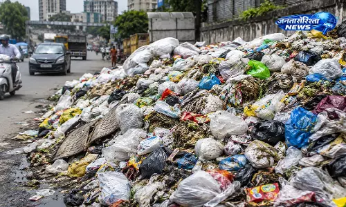 Keshavnagar में दो कचरा प्रोसेसिंग प्रोजेक्ट बंद, पुणे में कचरा संकट गहराया