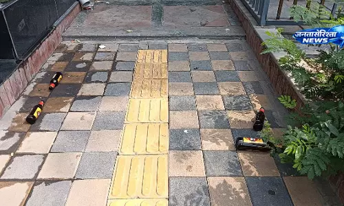 Pune : शंकर शेठ रोड इलाके में नशे में धुत लोगों की बढ़ती गतिविधियों से स्थानीय लोग परेशान Pune : शंकर शेठ रोड इलाके में नशे में धुत लोगों की बढ़ती गतिविधियों से स्थानीय लोग परेशान