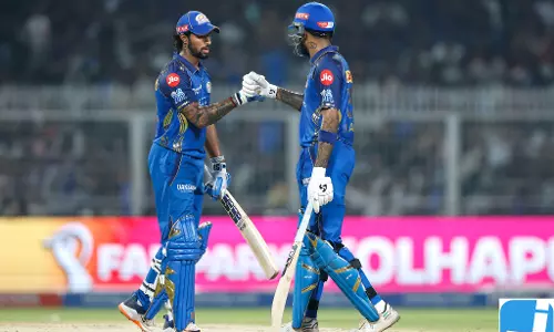 IPL 2026 KKR VS MI : मुंबई ने कोलकाता को 148 का दिया लक्ष्य IPL 2026 KKR VS MI : मुंबई ने कोलकाता को 148 का दिया लक्ष्य