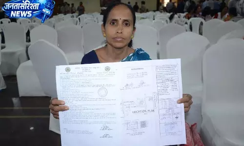 सुनीती को मिला प्रधानमंत्री आवास योजना 2.0 के तहत अनुज्ञा पत्र